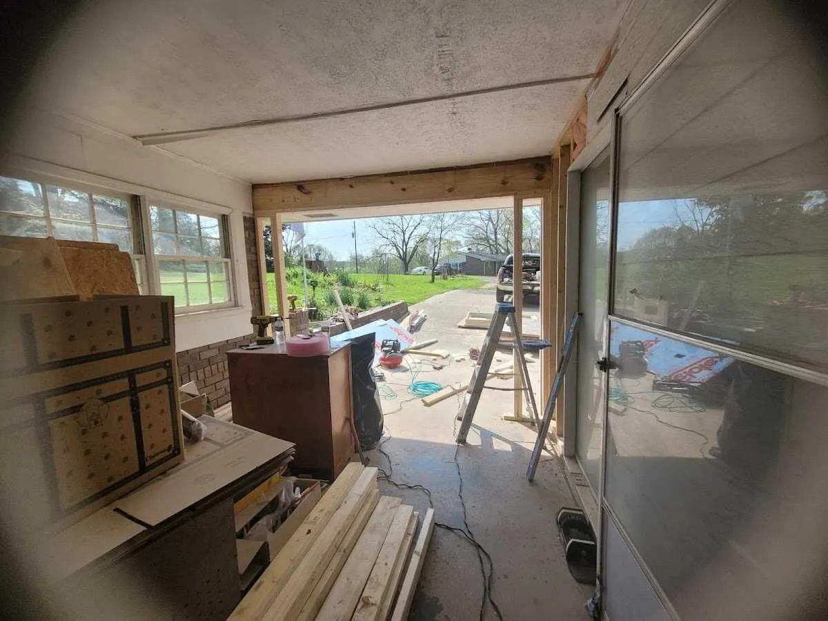 Air movers and dehumidifier for Water Mitigation Services in McMinnville